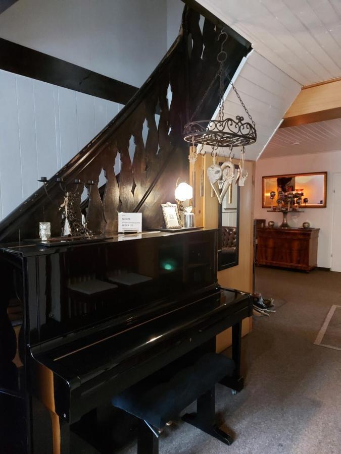 Gaestehaus Susanne オーバーシュタウフェン エクステリア 写真